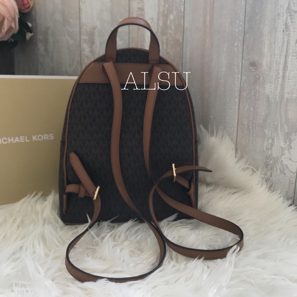 Michael Kors Abbey Med Backpack MiniLogo BrownCorn - Picture 3 of 5